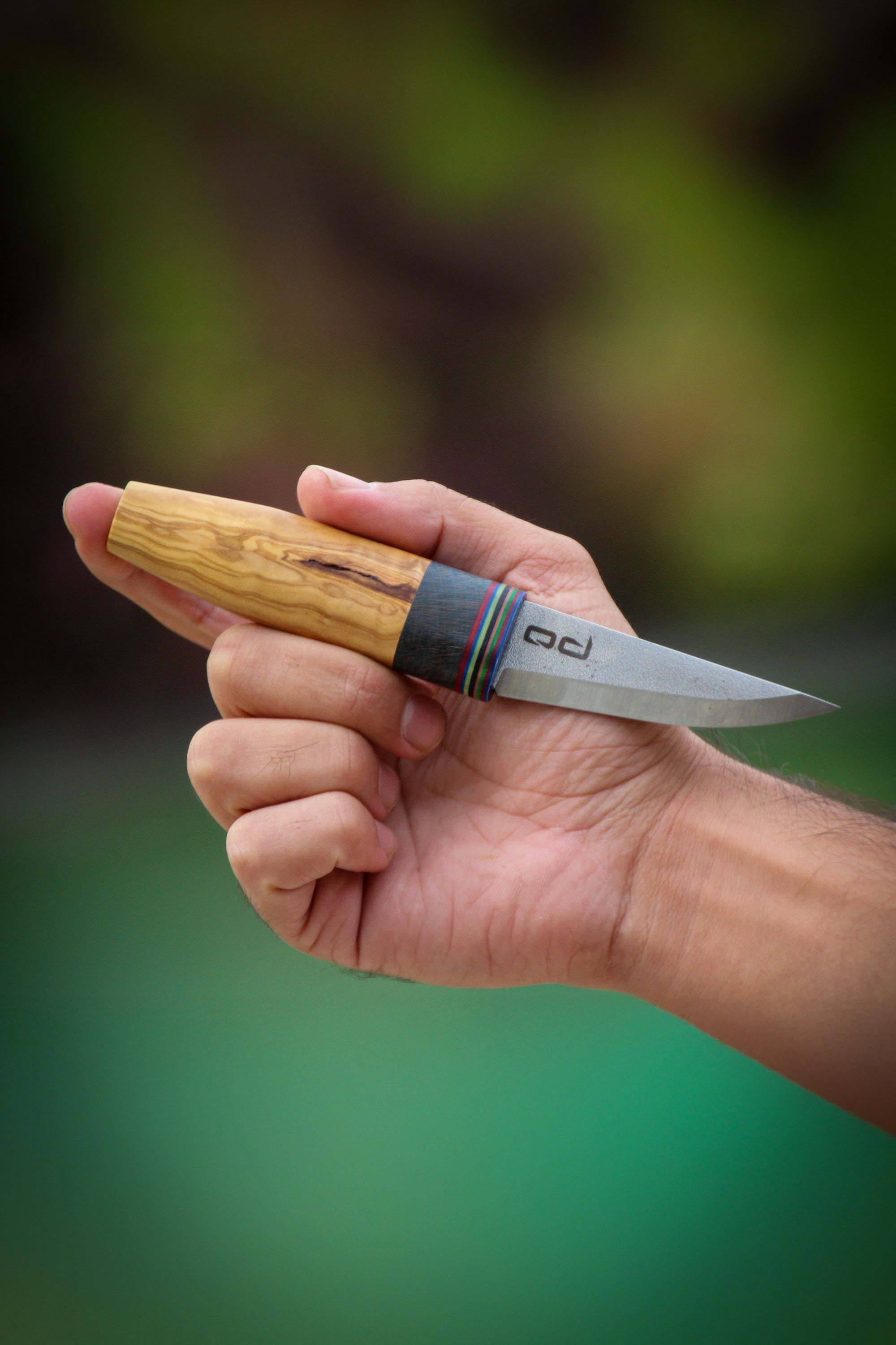 Serdar Kılıç Puukko FLIK Bıçak D2 Çelik - PREMIUM İMZA SERİ - Kök Zeytin & Stabilize Çınar