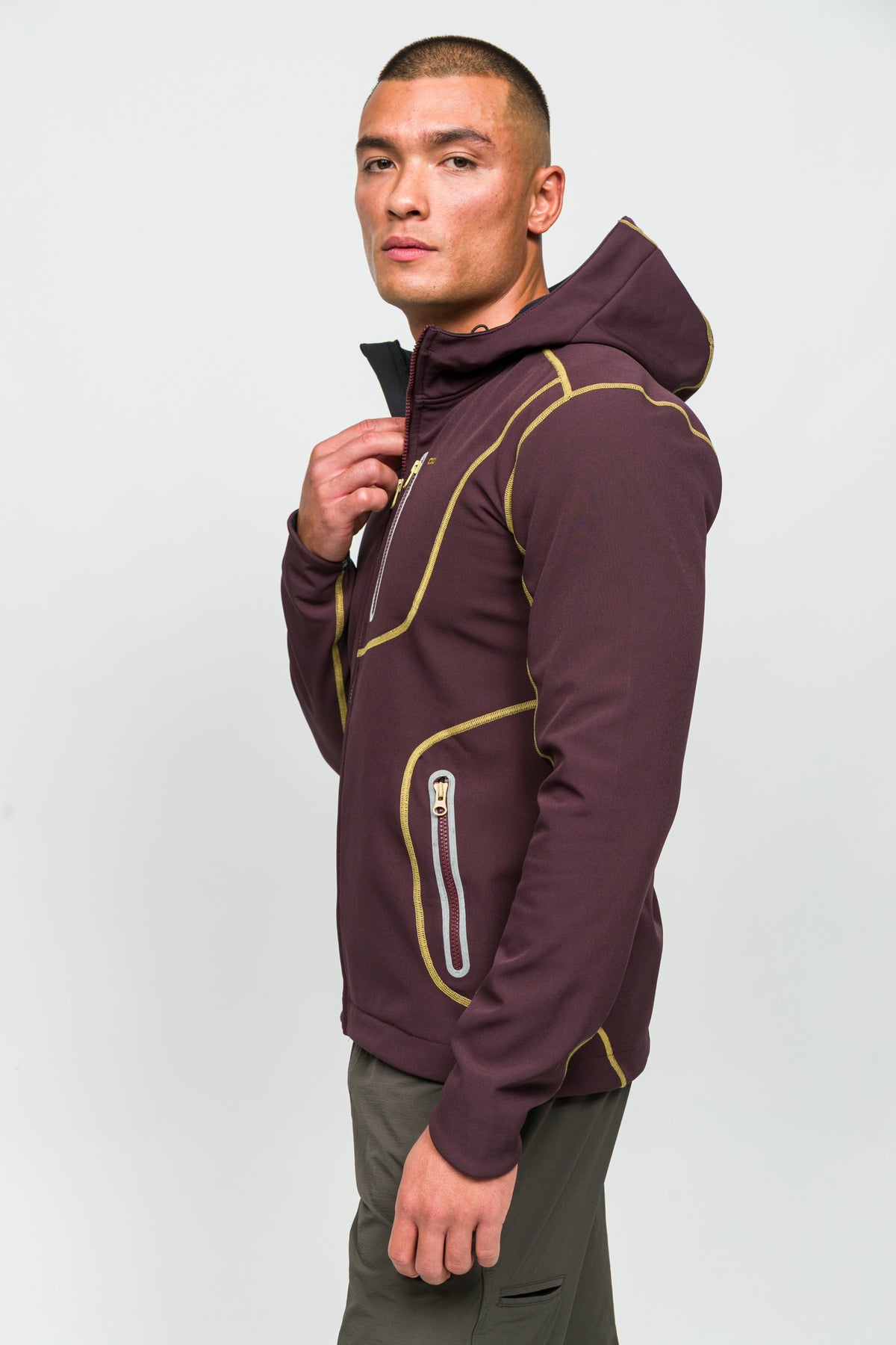 SoftShell Rüzgar ve Suya Dayanıklı Mont - Mürdüm